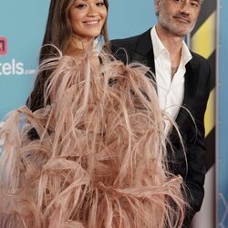 Rita Ora y Taika Waititi en los MTV EMAs 2024