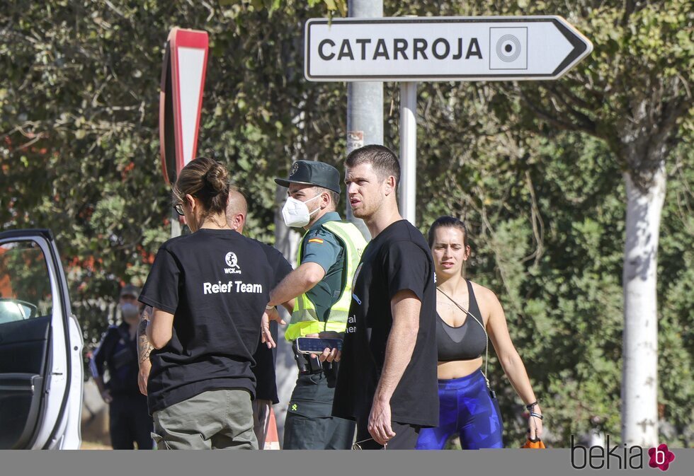 Miguel Bernardeau, como voluntario de la DANA en Catarroja