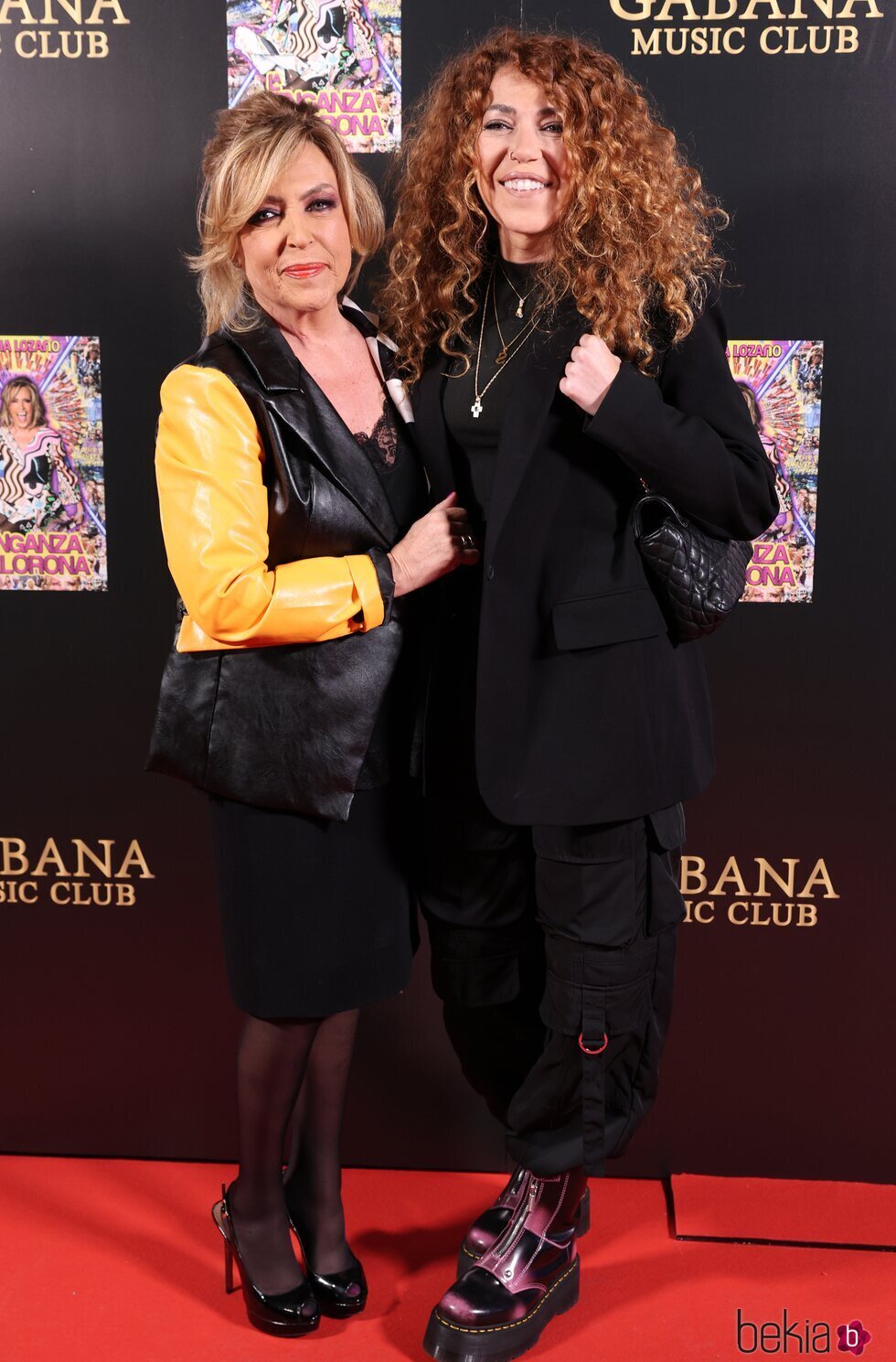 Lydia Lozano con Sofía Cristo en la presentación de su libro