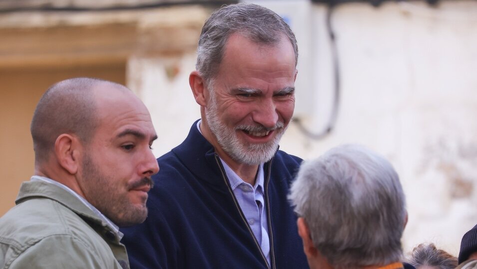 El Rey Felipe visita Chiva, Valencia, después de los altercados de la primera visita