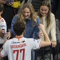 Irene Urdangarin felicita a Pablo Urdangarin tras su victoria con el Granollers