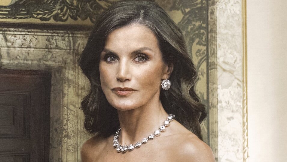 Primer plano del rostro de la Reina Letizia en el retrato de Annie Leibovitz