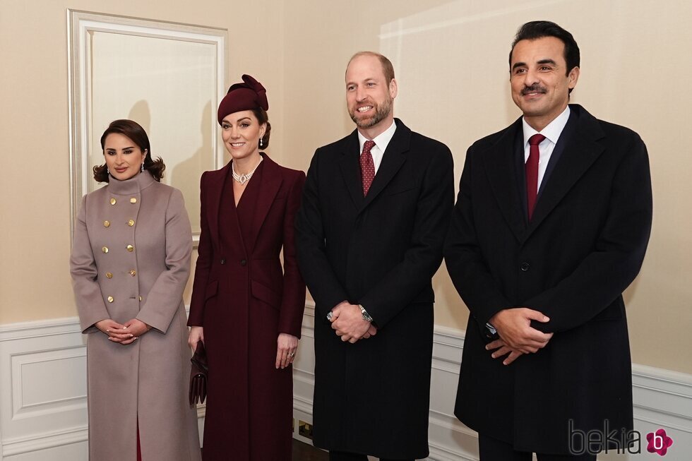 Kate Middleton y el Príncipe Guillermo reciben al Emir de Catar y a su mujer en su visita de Estado