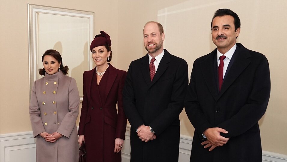 Kate Middleton y el Príncipe Guillermo reciben al Emir de Catar y a su mujer en su visita de Estado