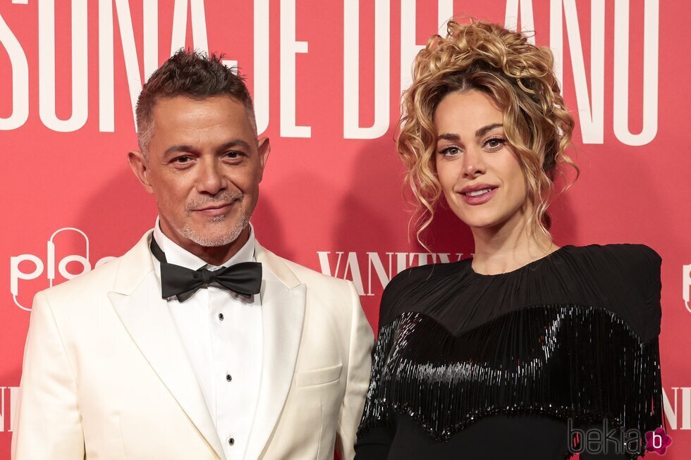 Alejandro Sanz y Candela Márquez en la gala Personaje del año Vanity Fair 2024