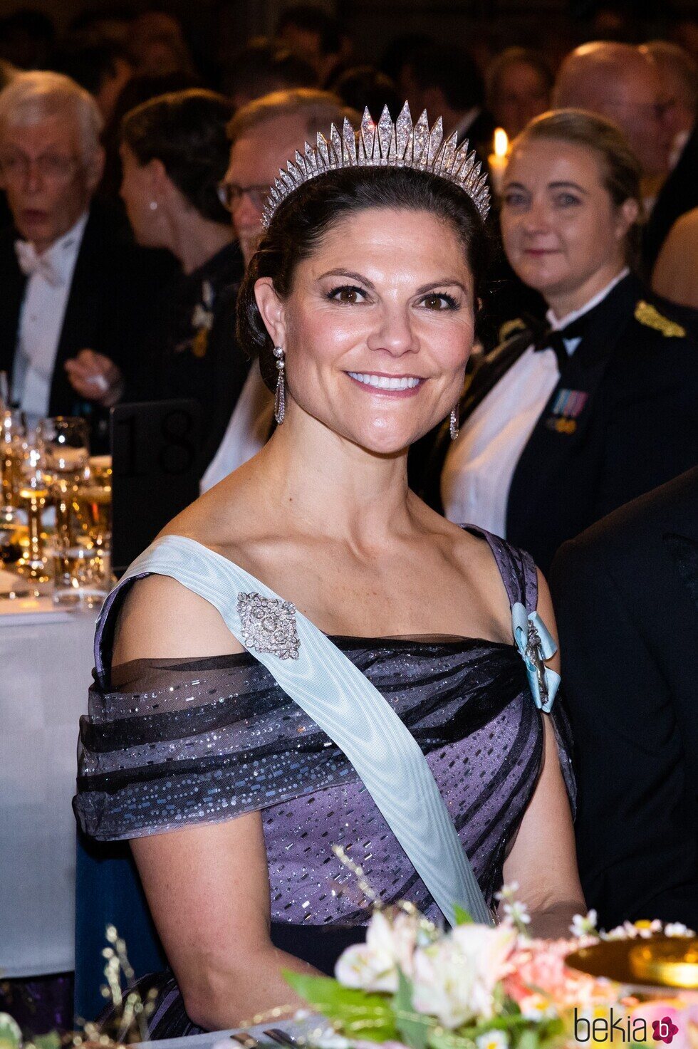 Victoria de Suecia con la Tiara Baden en la cena por los Premios Nobel 2024