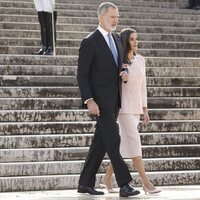 Los Reyes Felipe y Letizia, cogidos del brazo en Roma en su Visita de Estado a Italia