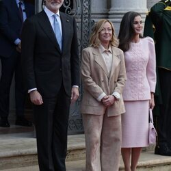 Los Reyes Felipe y Letizia y Giorgia Meloni en un almuerzo por la Visita de Estado de los Reyes de España a Italia