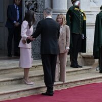 Los Reyes Felipe y Letizia, con problemas de protocolo ante Giorgia Meloni en su Visita de Estado a Italia