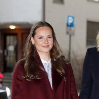 Ingrid Alexandra de Noruega en su visita al Hospital de Drammen