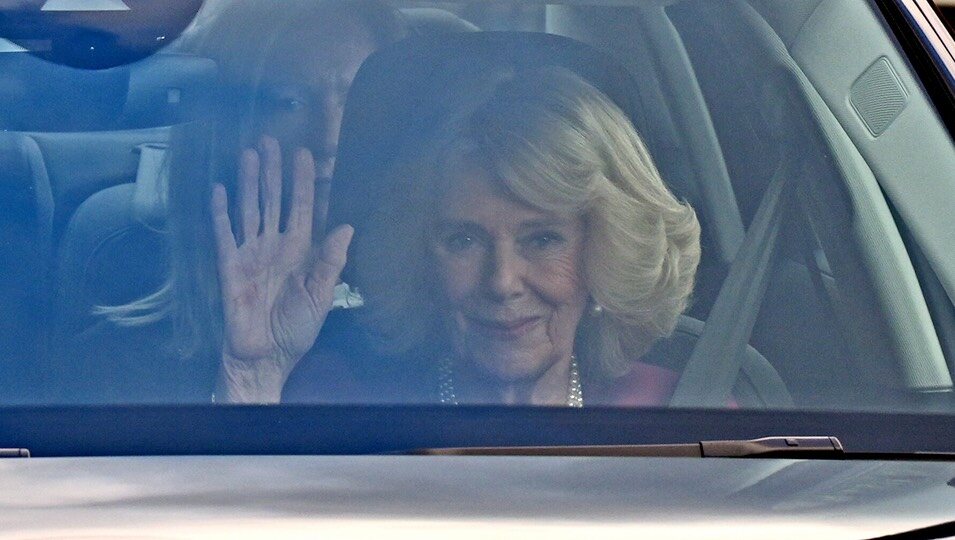 La Reina Camilla en el almuerzo prenavideño de la Familia Real Británica 2024