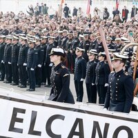 La Princesa Leonor embarcando en el Juan Sebastián Elcano antes de su travesía