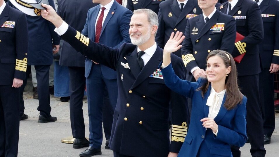 Los Reyes Felipe y Letizia se despiden de la Princesa Leonor emocionados 