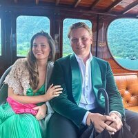 Ingrid Alexandra y Sverre Magnus de Noruega en la boda de Marta Luisa de Noruega y Durek Verrett