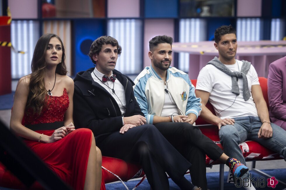 Maica, Óscar, Miguel Frigenti y Álex Ghita en la gala 4 de 'GH DÚO 3'