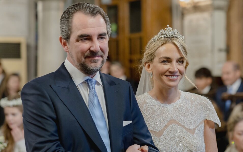 Nicolás de Grecia y Chrysi Vardinoyannis con la Tiara del Corsario en su boda