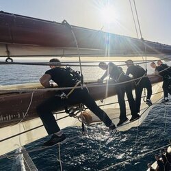 La Princesa Leonor en el aferrado de velas en su crucero de instrucción en el Juan Sebastián de Elcano