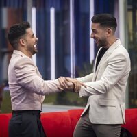 Miguel Frigenti y su novio Nua en la gala 7 de 'GH DÚO 3'