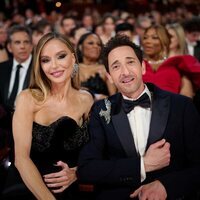 Adrien Brody y Georgina Chapman en los Oscars 2025