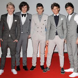 One Direction en los premios Brit 2012