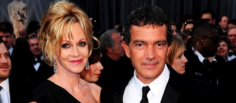 Melanie Griffith y Antonio Banderas en la alfombra roja de los Oscar 2012