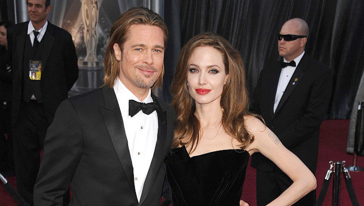 Brad Pitt y Angelina Jolie en la alfombra roja de los Oscar 2012