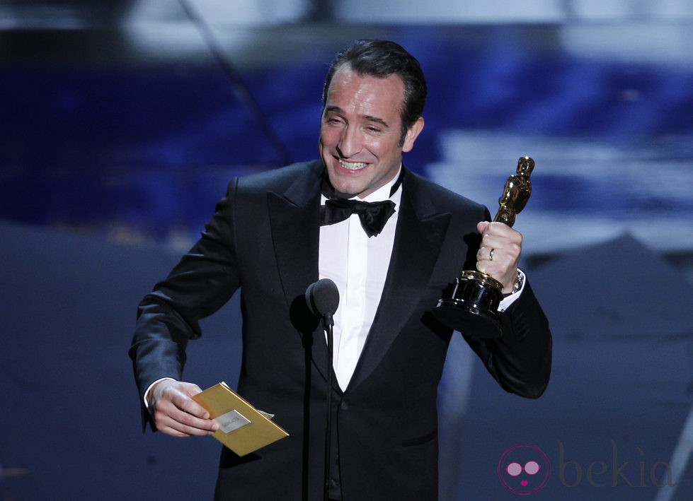 Jean Dujardin recoge su Oscar 2012 como Mejor Actor Principal