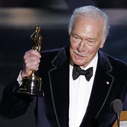 Christopher Plummer recoge su Oscar 2012 como Mejor Actor Secundario