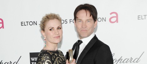 Anna Paquin y Stephen Moyer en la fiesta post Oscars 2012 celebrada por Elton John