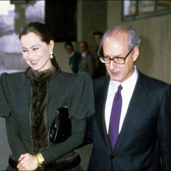 Isabel Preysler y Miguel Boyer el día de su boda