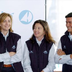 La Infanta Cristina con su prima Alexia de Grecia y Carlos Morales en 2004