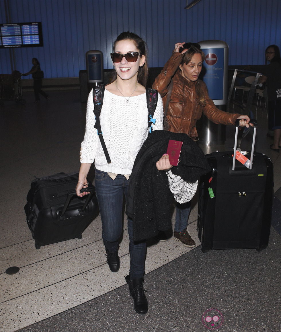 María León en el aeropuerto de Los Ángeles