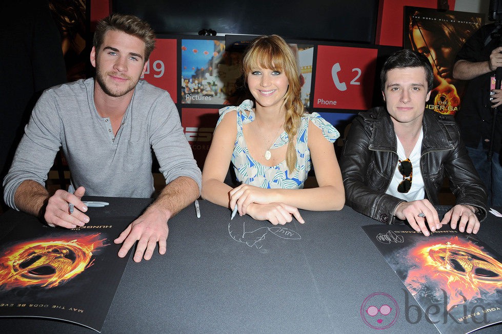 Liam Hemsworth, Jennifer Lawrence y Josh Hutcherson presentan 'Los juegos del hambre' en Washington