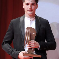 Yon González posa con su Fotogramas de Plata 2011