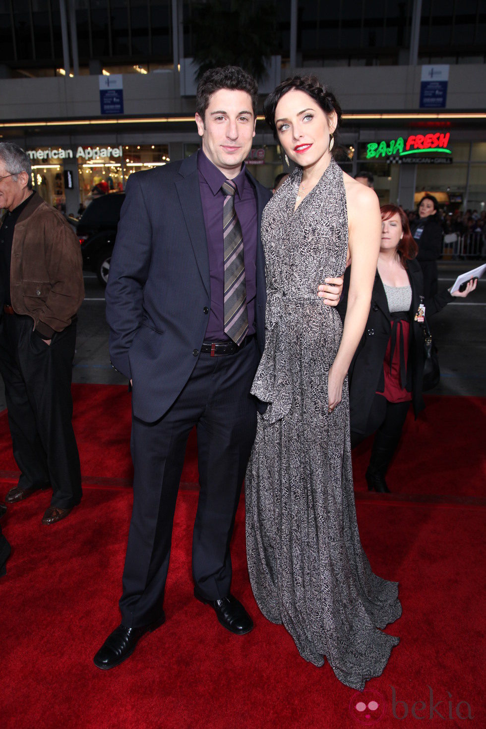 Jason Biggs y Jenny Mollen en el estreno de 'American Pie: El Reencuentro'