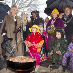 La Duquesa de Cornualles y Sonia de Noruega en Bergen 