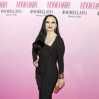 Alaska en el 20 aniversario de la revista Woman