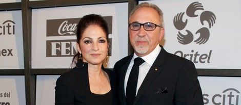 Emilio y Gloria Estefan en la gala benéfica Teletones