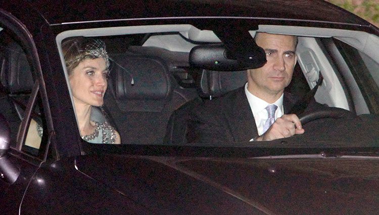 Los Príncipes Felipe y Letizia en la boda de Álvaro Fuster y Beatriz Mira