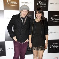 Juan Aguirre y Eva Amaral en los Premios Shangay 2012