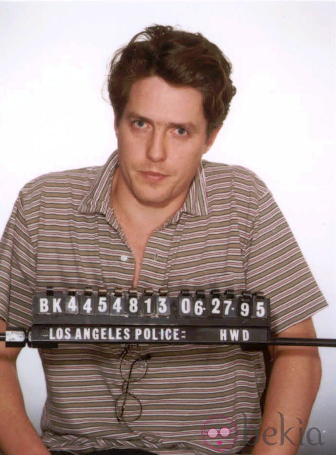 Ficha policial de Hugh Grant tras su arresto