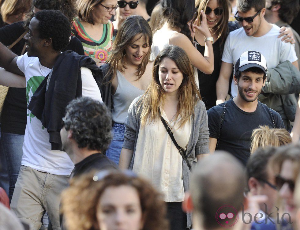 Irene Montalà, Blanca Suárez y Jonás Berami en la manifestación contra la Reforma Laboral