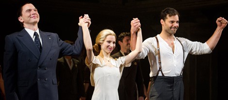 Michael Cerveris, Elena Roger y Ricky Martin en el estreno de 'Evita'