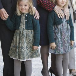 Las Infantas Leonor y Sofía en la Misa de Pascua en Mallorca