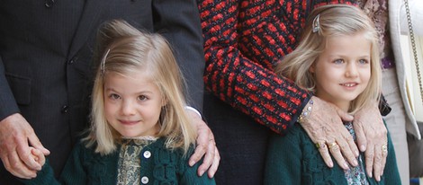 Las Infantas Leonor y Sofía en la Misa de Pascua en Mallorca