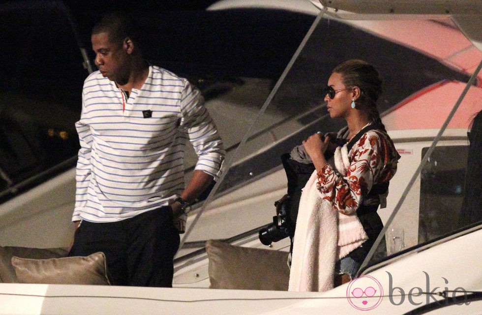 Beyoncé, Jay-Z y Blue Ivy Carter en un yate en San Bartolomé