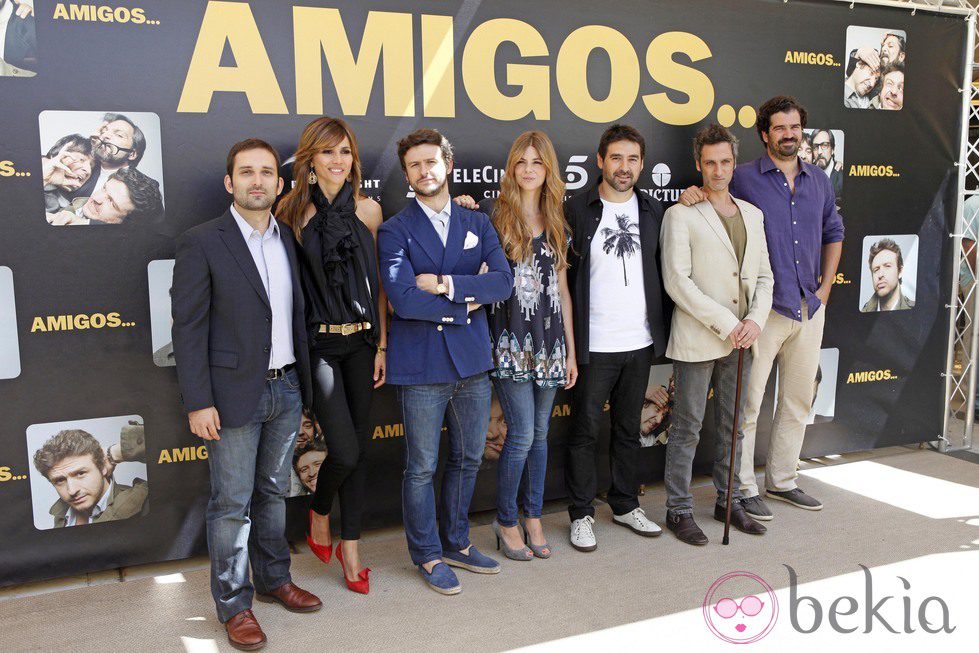 Reparto de la película 'Amigos'