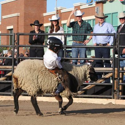 Guillermo y Catalina de Cambridge, dos cowboys en la Calgary Stampede