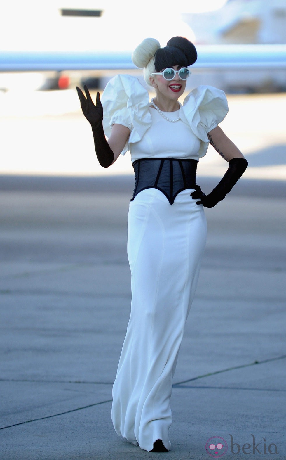 Lady Gaga, a lo Mickey Mouse bicolor