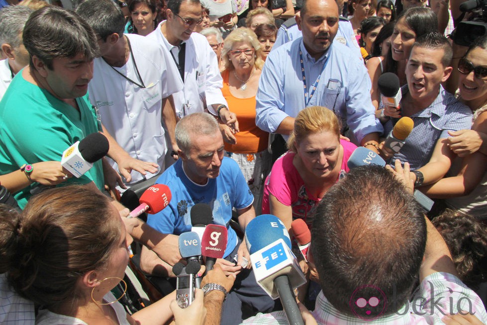 José Ortega Cano atiende a la prensa